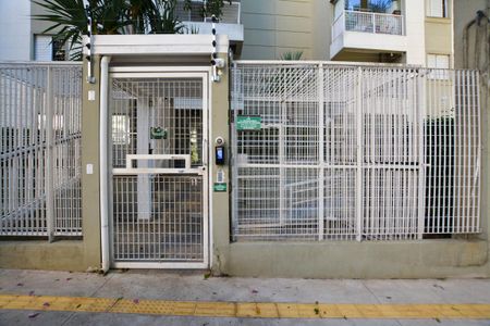 FACHADA de apartamento para alugar com 2 quartos, 58m² em Jardim Esmeralda, São Paulo