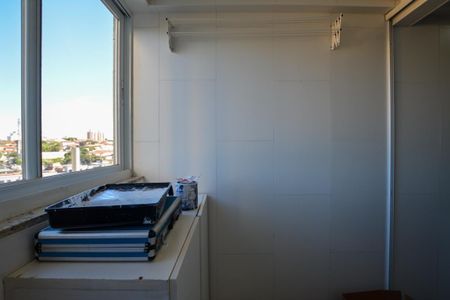 AREA DE SERVIÇO de apartamento para alugar com 2 quartos, 58m² em Jardim Esmeralda, São Paulo