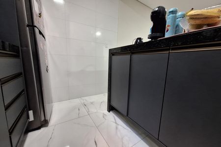 Apartamento à venda com 70m², 3 quartos e 2 vagas Apartamento à venda com 70m², 3 quartos e 2 vagasCozinha