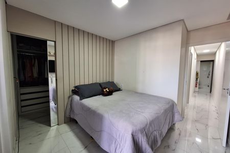 Apartamento à venda com 70m², 3 quartos e 2 vagas Apartamento à venda com 70m², 3 quartos e 2 vagasSuíte