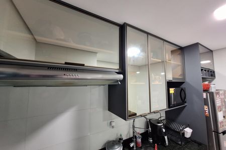 Apartamento à venda com 70m², 3 quartos e 2 vagas Apartamento à venda com 70m², 3 quartos e 2 vagasCozinha