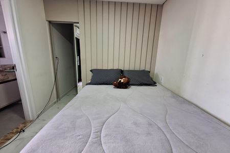 Apartamento à venda com 70m², 3 quartos e 2 vagas Apartamento à venda com 70m², 3 quartos e 2 vagasSuíte