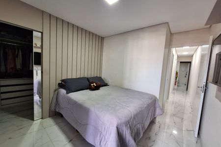 Apartamento à venda com 70m², 3 quartos e 2 vagas Apartamento à venda com 70m², 3 quartos e 2 vagasSuíte