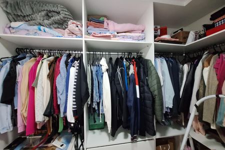 Apartamento à venda com 70m², 3 quartos e 2 vagas Apartamento à venda com 70m², 3 quartos e 2 vagasCloset da suíte