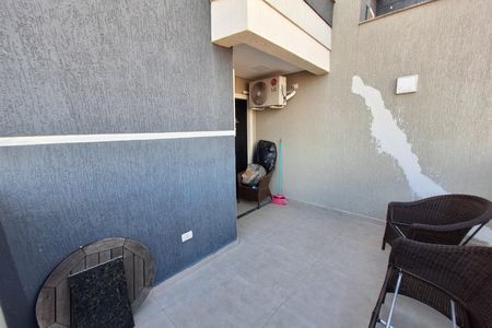 Apartamento à venda com 70m², 3 quartos e 2 vagas Apartamento à venda com 70m², 3 quartos e 2 vagasVaranda