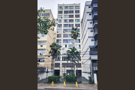 Apartamento para alugar com 90m², 2 quartos e sem vagaFachada 