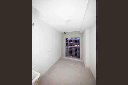 Apartamento à venda com 155m², 3 quartos e 2 vagas Apartamento à venda com 155m², 3 quartos e 2 vagasÁrea de Serviço