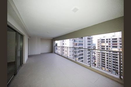 Apartamento à venda com 155m², 3 quartos e 2 vagas Apartamento à venda com 155m², 3 quartos e 2 vagasVaranda da Sala