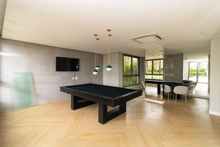 Apartamento à venda com 155m², 3 quartos e 2 vagas Apartamento à venda com 155m², 3 quartos e 2 vagasÁrea comum - Salão de jogos