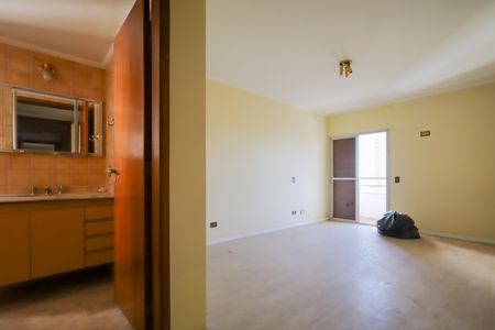 Apartamento para alugar com 160m², 3 quartos e 2 vagas Apartamento para alugar com 160m², 3 quartos e 2 vagasSuíte