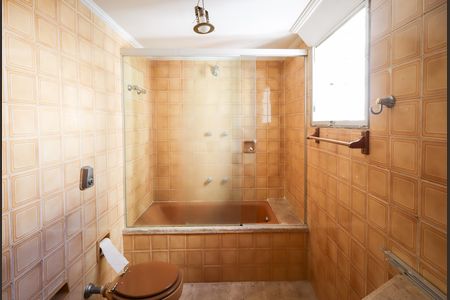 Apartamento para alugar com 160m², 3 quartos e 2 vagas Apartamento para alugar com 160m², 3 quartos e 2 vagasBanheiro Suíte