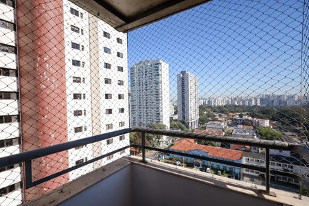 Apartamento para alugar com 160m², 3 quartos e 2 vagas Apartamento para alugar com 160m², 3 quartos e 2 vagasVaranda - Suíte
