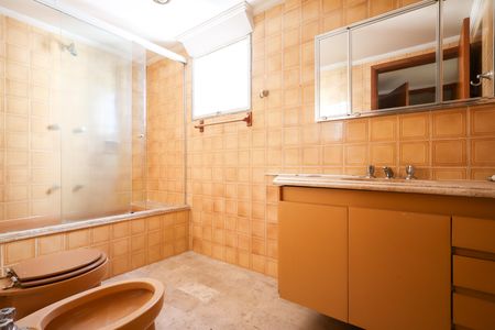 Apartamento para alugar com 160m², 3 quartos e 2 vagas Apartamento para alugar com 160m², 3 quartos e 2 vagasBanheiro Suíte