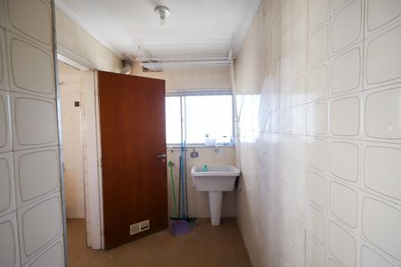 Apartamento para alugar com 160m², 3 quartos e 2 vagas Apartamento para alugar com 160m², 3 quartos e 2 vagasÁrea de Serviço