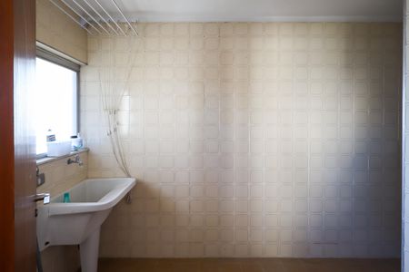 Apartamento para alugar com 160m², 3 quartos e 2 vagas Apartamento para alugar com 160m², 3 quartos e 2 vagasÁrea de Serviço