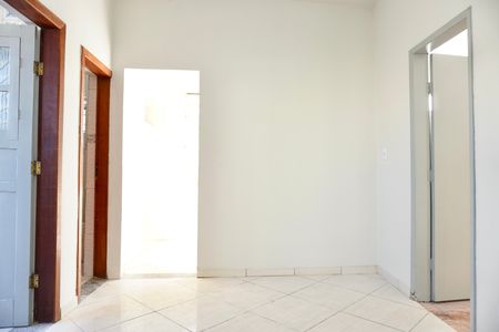 Sala de apartamento para alugar com 3 quartos, 90m² em Sagrada Família, Belo Horizonte