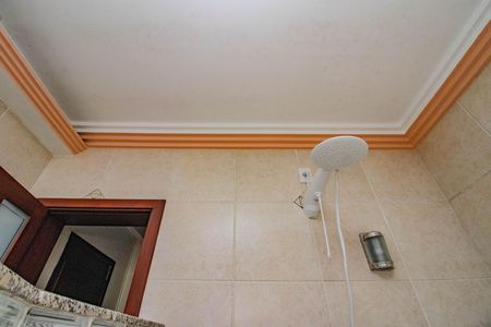 Casa à venda com 280m², 2 quartos e 2 vagas Casa à venda com 280m², 2 quartos e 2 vagasBanheiro da Suíte 1