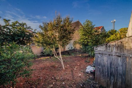 Casa à venda com 280m², 2 quartos e 2 vagas Casa à venda com 280m², 2 quartos e 2 vagasPomar
