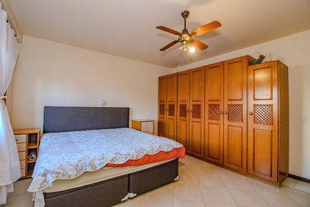 Casa à venda com 280m², 2 quartos e 2 vagas Casa à venda com 280m², 2 quartos e 2 vagasSuíte 1