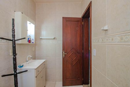 Casa à venda com 280m², 2 quartos e 2 vagas Casa à venda com 280m², 2 quartos e 2 vagasBanheiro da Suíte 1