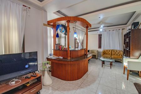 Sala de casa para alugar com 2 quartos, 280m² em Jardim Dona Leopoldina, Porto Alegre