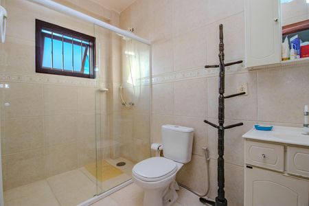 Casa à venda com 280m², 2 quartos e 2 vagas Casa à venda com 280m², 2 quartos e 2 vagasBanheiro da Suíte 1