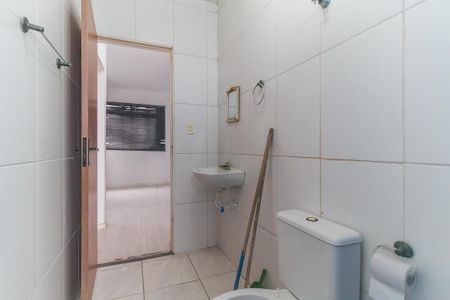 Casa de condomínio para alugar com 52m², 2 quartos e 1 vaga Casa de condomínio para alugar com 52m², 2 quartos e 1 vagaBanheiro