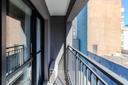 Varanda de kitnet/studio para alugar com 1 quarto, 46m² em Santa Cecilia, São Paulo