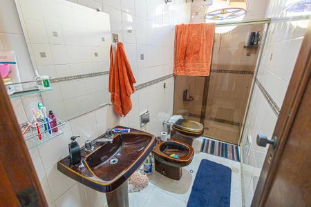 banheiro de casa à venda com 4 quartos, 360m² em Santa Amelia, Belo Horizonte