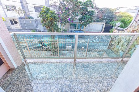 varanda de casa à venda com 4 quartos, 360m² em Santa Amelia, Belo Horizonte