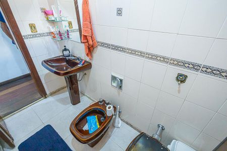 banheiro de casa à venda com 4 quartos, 360m² em Santa Amelia, Belo Horizonte