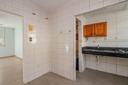 Apartamento para alugar com 68m², 2 quartos e sem vagaCozinha e Área de Serviço