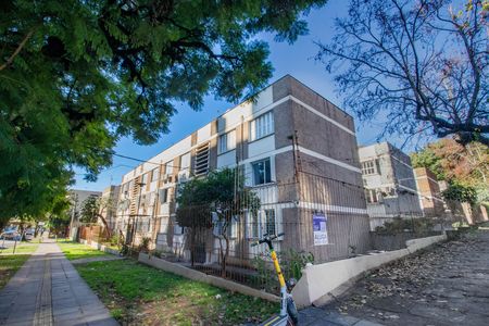 Apartamento para alugar com 68m², 2 quartos e sem vagaFachada