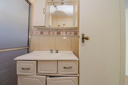Apartamento para alugar com 68m², 2 quartos e sem vagaBanheiro