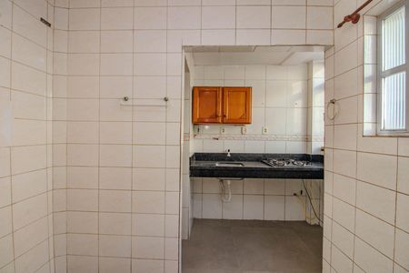 Apartamento para alugar com 68m², 2 quartos e sem vagaCozinha e Área de Serviço