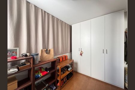 Apartamento à venda com 45m², 2 quartos e 1 vaga Apartamento à venda com 45m², 2 quartos e 1 vagaSuite Closet