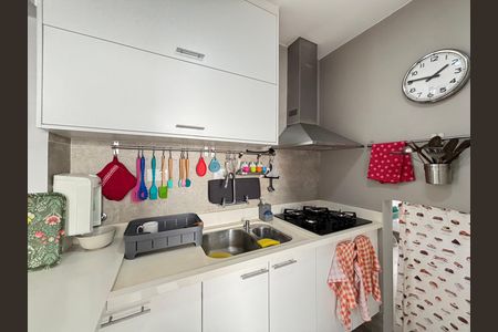 Cozinha de apartamento à venda com 2 quartos, 45m² em Pinheiros, São Paulo