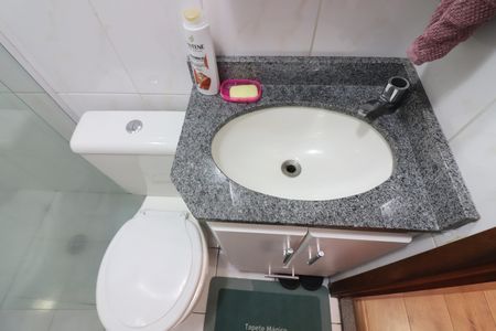 Apartamento à venda com 77m², 2 quartos e 1 vagaBanheiro Social