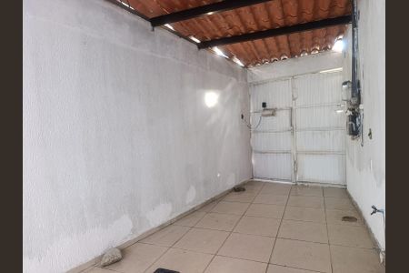 Casa para alugar com 170m², 2 quartos e 1 vaga Casa para alugar com 170m², 2 quartos e 1 vagaGaragem