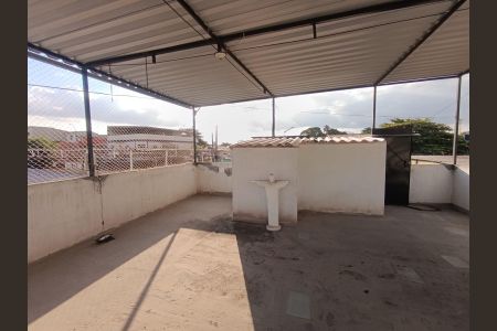 Casa para alugar com 170m², 2 quartos e 1 vaga Casa para alugar com 170m², 2 quartos e 1 vagaTerraço