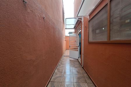 Casa para alugar com 143m², 3 quartos e 3 vagas Casa para alugar com 143m², 3 quartos e 3 vagasCorredor