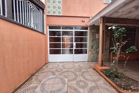 Casa para alugar com 143m², 3 quartos e 3 vagas Casa para alugar com 143m², 3 quartos e 3 vagasGaragem