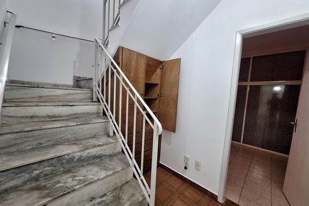 Casa para alugar com 143m², 3 quartos e 3 vagas Casa para alugar com 143m², 3 quartos e 3 vagasCorredor