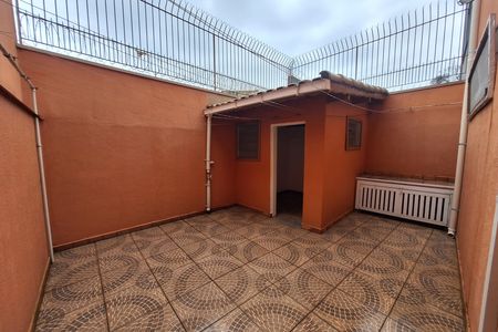 Casa para alugar com 143m², 3 quartos e 3 vagas Casa para alugar com 143m², 3 quartos e 3 vagasQuintal