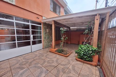 Casa para alugar com 143m², 3 quartos e 3 vagas
