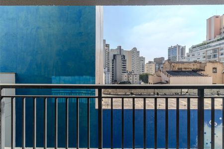 Studio para alugar com 46m², 1 quarto e sem vaga Studio para alugar com 46m², 1 quarto e sem vagaVaranda