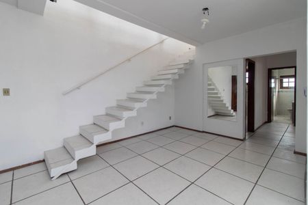 Sala de apartamento para alugar com 2 quartos, 230m² em Partenon, Porto Alegre