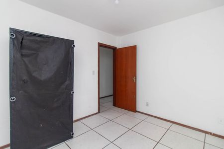 Quarto 1 de apartamento para alugar com 2 quartos, 230m² em Partenon, Porto Alegre