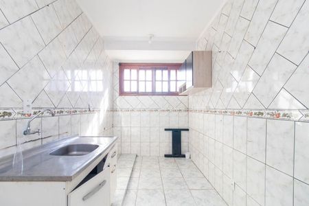 Cozinha de apartamento para alugar com 2 quartos, 230m² em Partenon, Porto Alegre