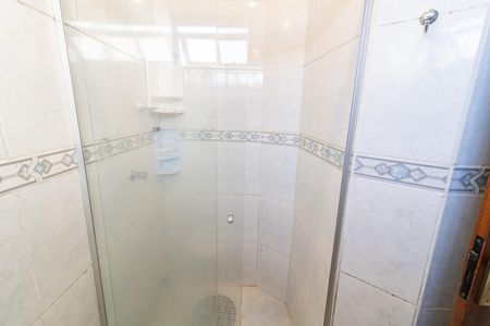 Apartamento para alugar com 120m², 2 quartos e 1 vaga Apartamento para alugar com 120m², 2 quartos e 1 vagaBanheiro da Suíte